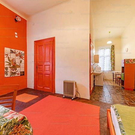 Elizavarlak Lägenhet Budapest Exteriör bild
